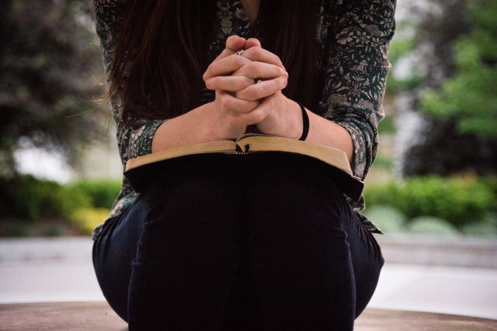 prayer with bible